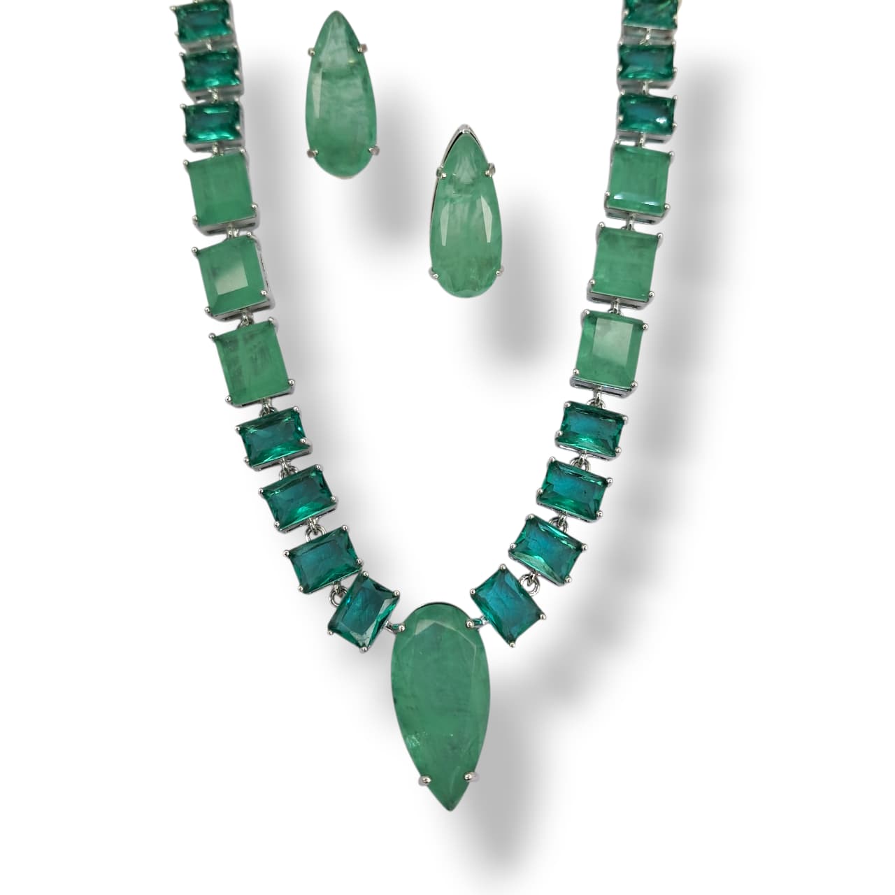 Conjunto Verde Fusion em Rodio Branco