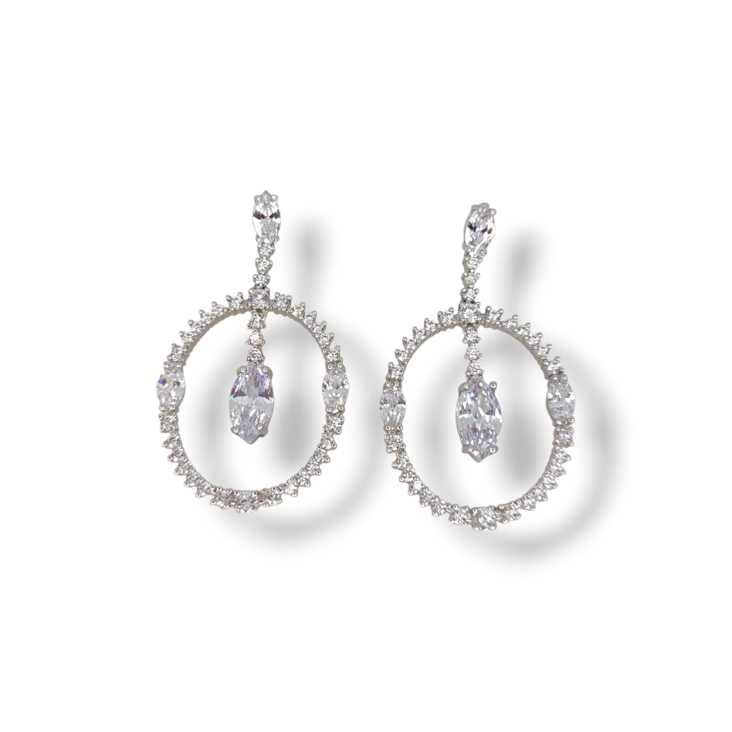 Brinco de festa Pendulo Oval Cristal Banho Ródio