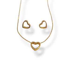 Conjunto Coração Vazado No Banho De Ouro